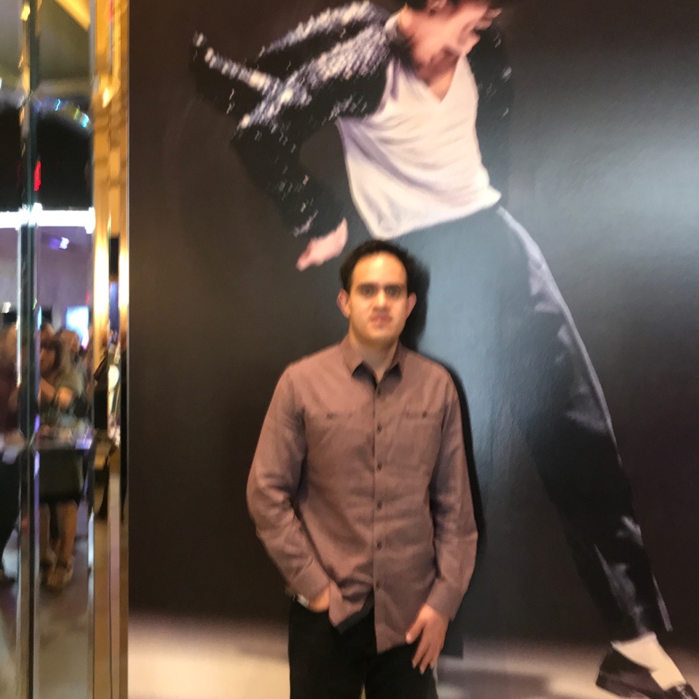 Meet your Posher, Anthony